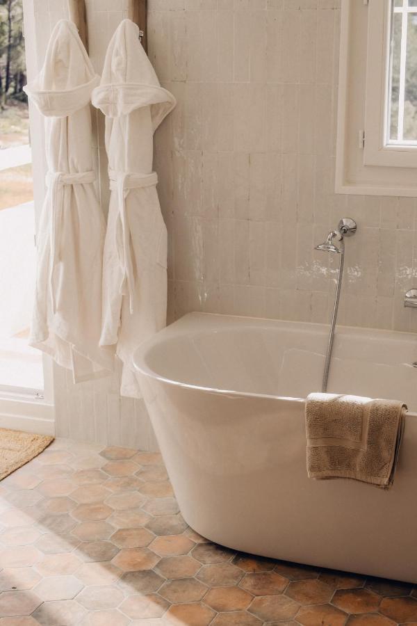 Le Clos Serein Le Beausset Bagian luar foto
