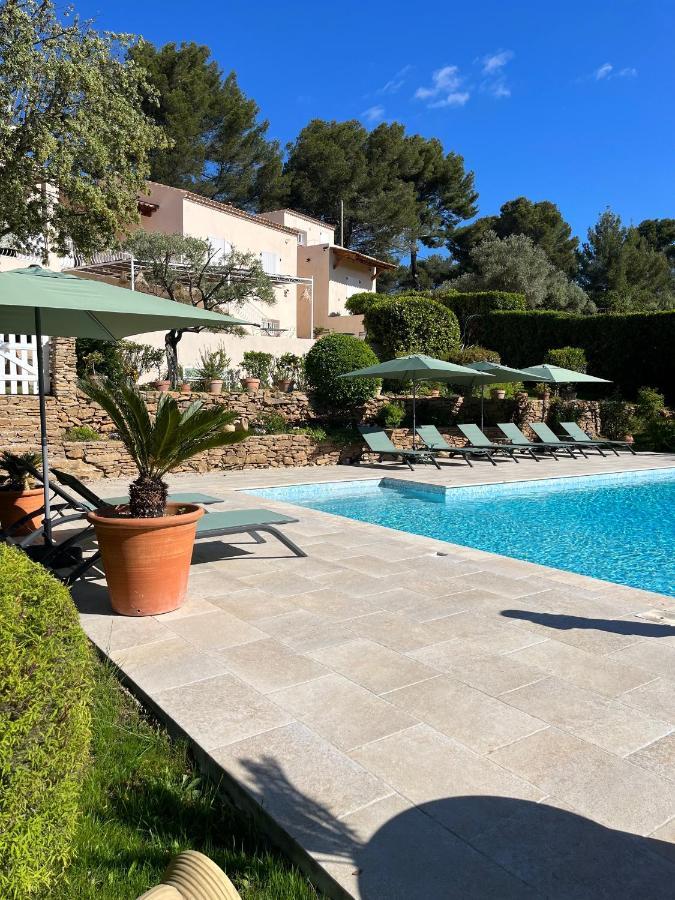 Le Clos Serein Le Beausset Bagian luar foto