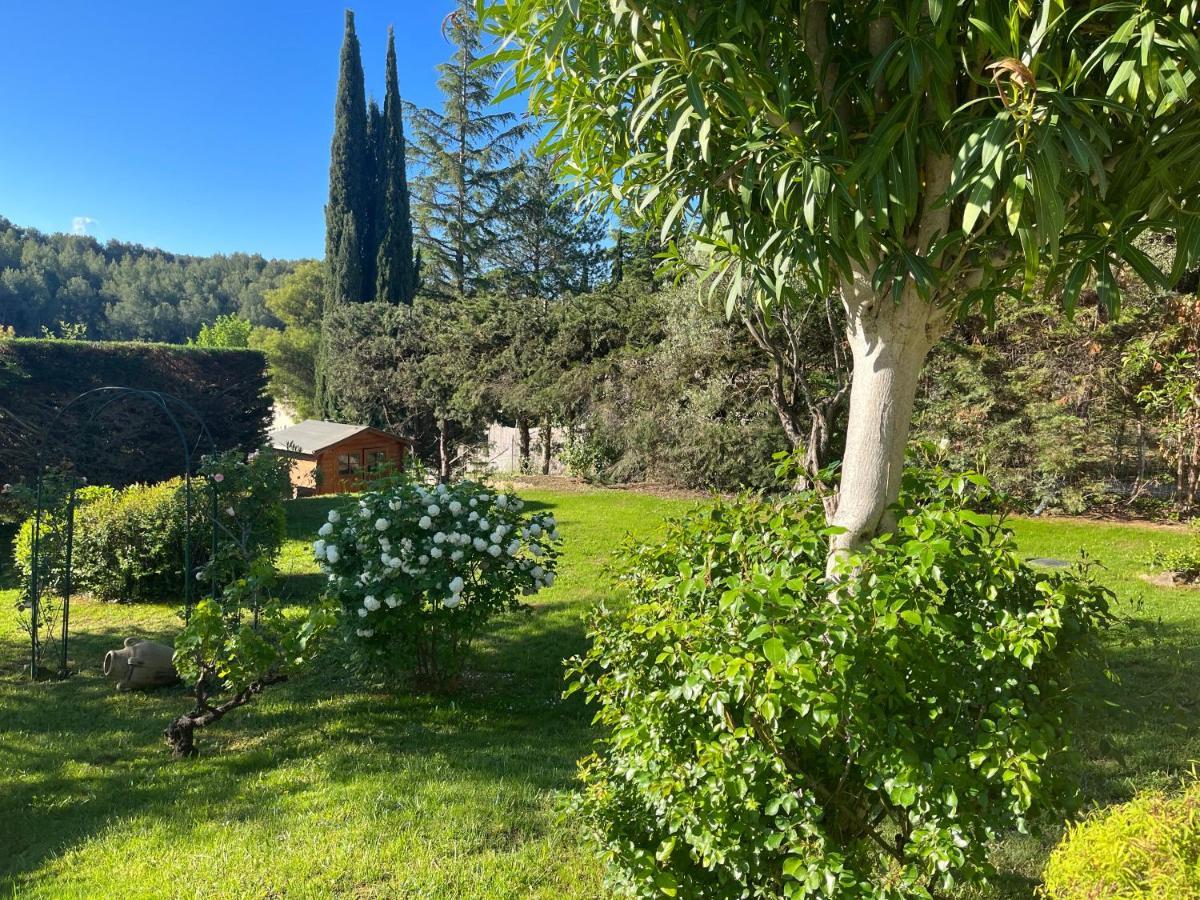 Le Clos Serein Le Beausset Bagian luar foto