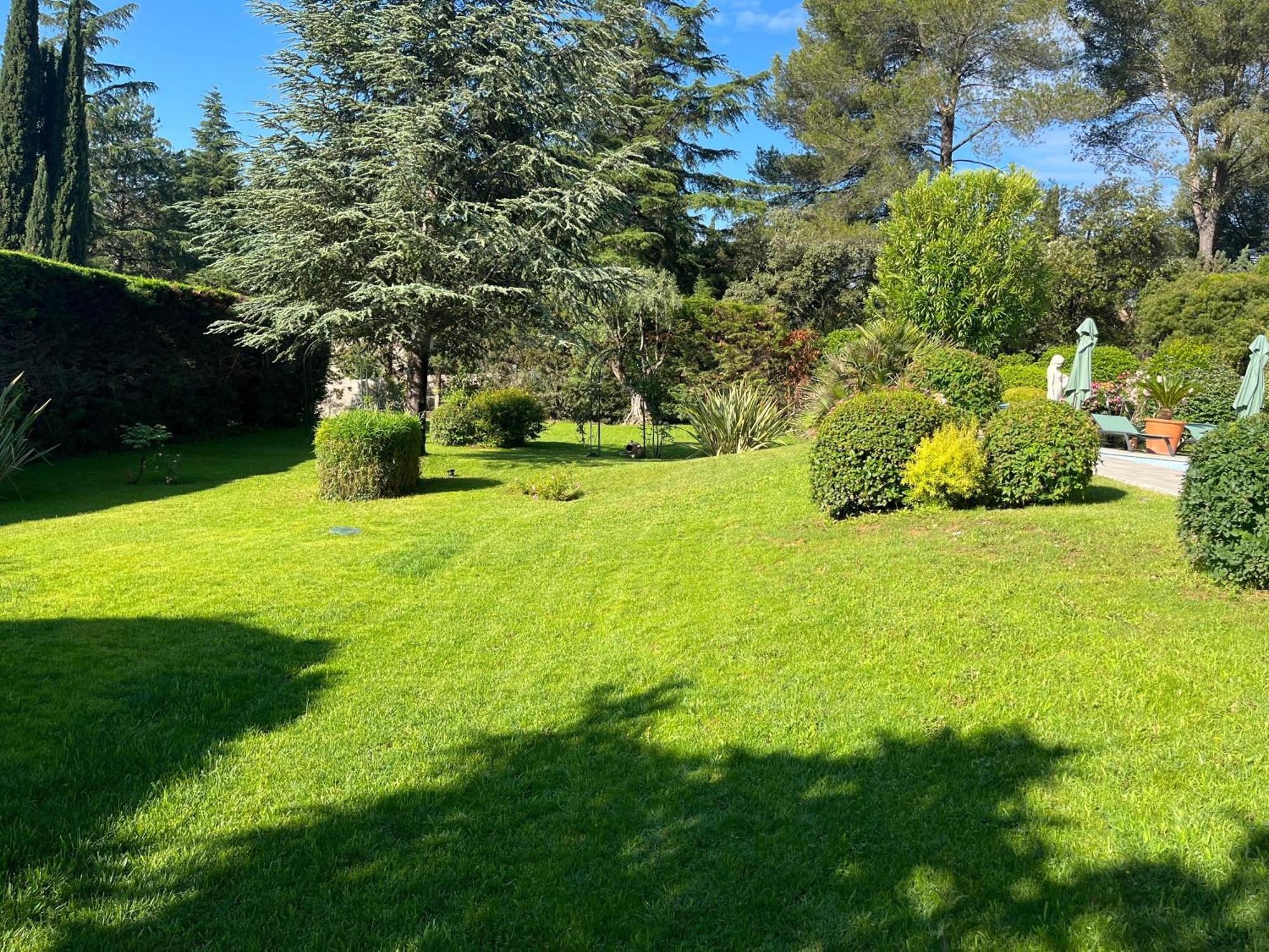 Le Clos Serein Le Beausset Bagian luar foto